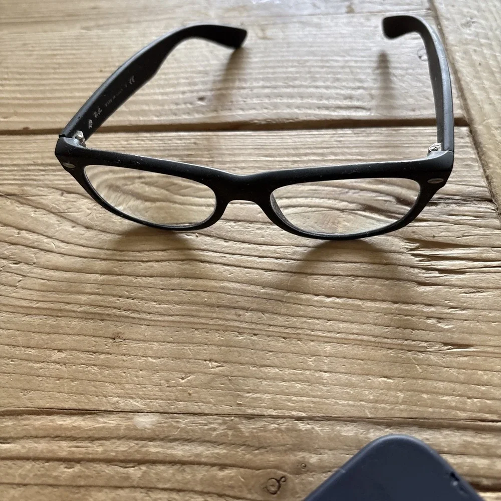 Ray-Ban authentic ray